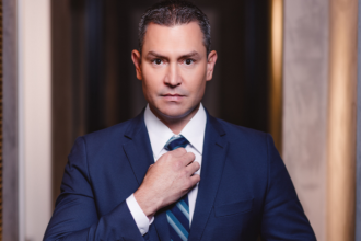 Christian Zini Amorim orienta sobre como estruturar a venda de imóveis da holding com segurança jurídica e fiscal.