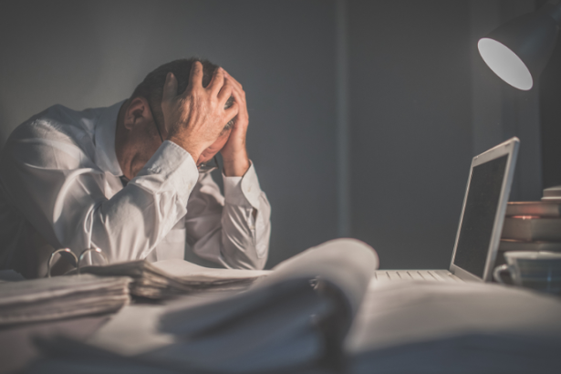 Lawrence Aseba Tipo revela como o estresse afeta diretamente o sistema imunológico e compromete a sua saúde.